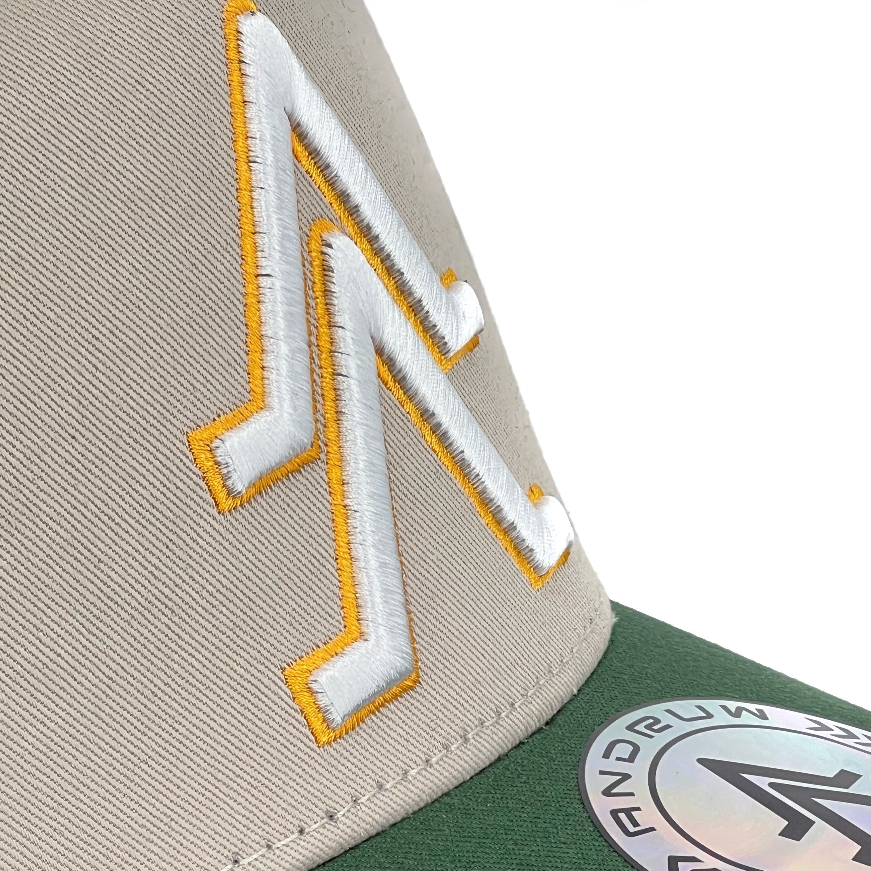 Andruw Apparel  #2409543 I A543